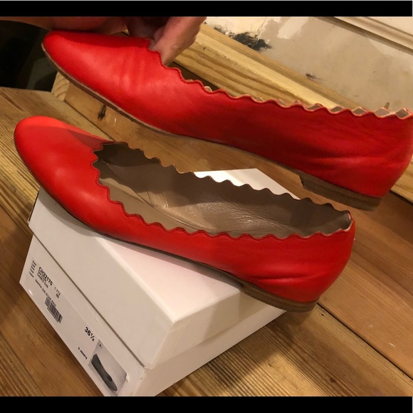 Chloe Lauren Scalloped Flats size 6.5 red - Picture 4 of 8